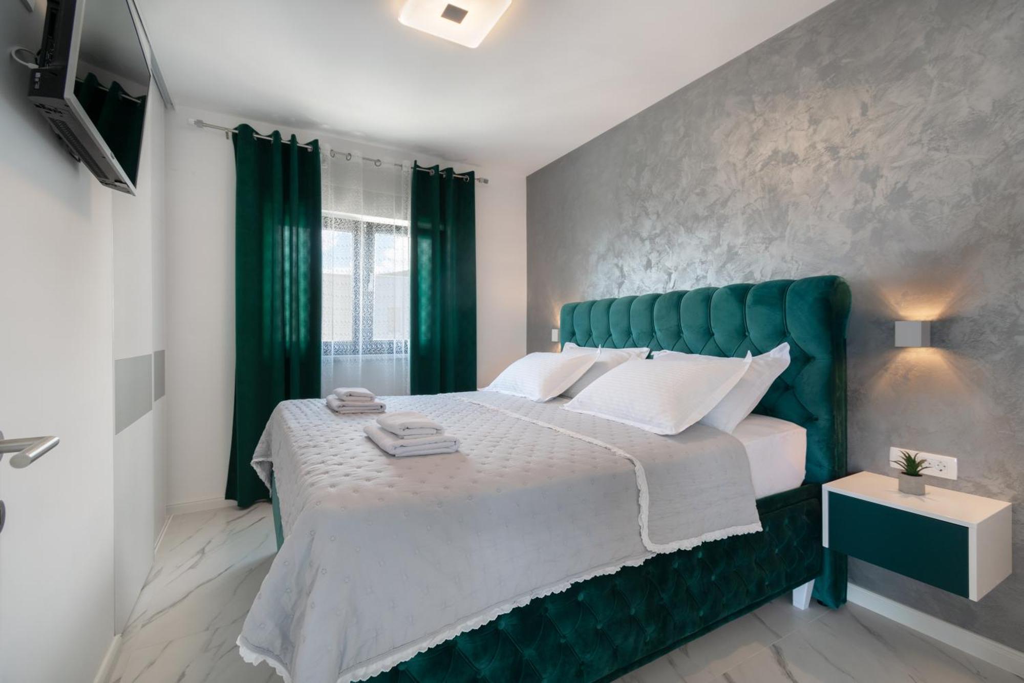 Apartmán Lux Penthouse Panoramic View With Jacuzzi Makarská Exteriér fotografie